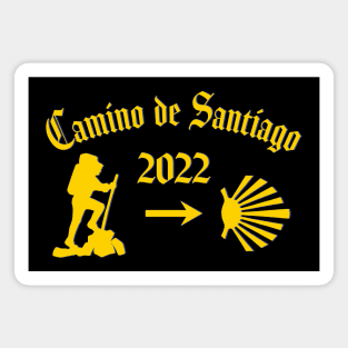 Camino de Santiago de Compostela male pilgrim 2022 with Yellow Arrow Scallop Shell Magnet